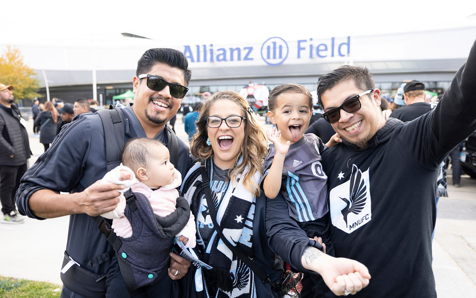 Fans outside of Allianz Field